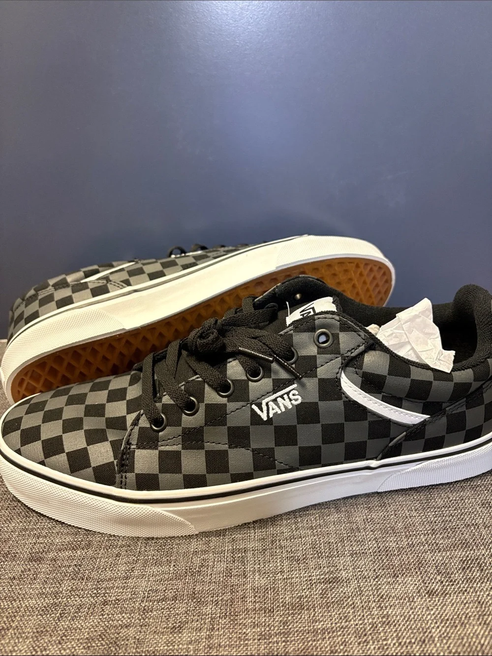 Vans Men’s Checkerboard Low Top Sneakers - Black/Grey size 11.5